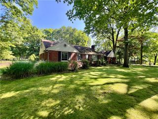 963 Kings Chapel Rd, Neshannock Twp, PA 16105