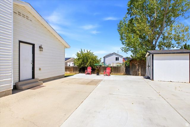 8340 W DANBURY DR, Magna, UT 84044