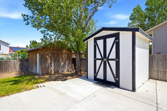 8340 W DANBURY DR, Magna, UT 84044