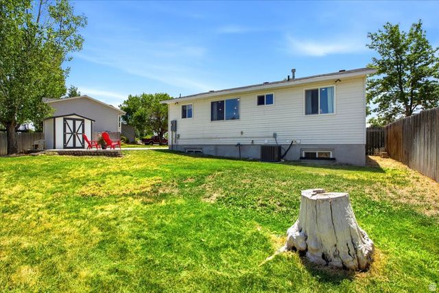 8340 W DANBURY DR, Magna, UT 84044