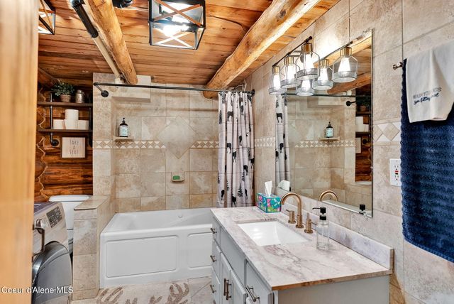 5077 W Nursery LN, Spirit Lake, ID 83869