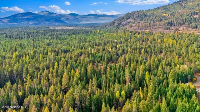 5077 W Nursery LN, Spirit Lake, ID 83869