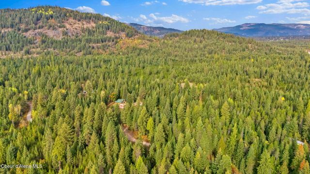 5077 W Nursery LN, Spirit Lake, ID 83869