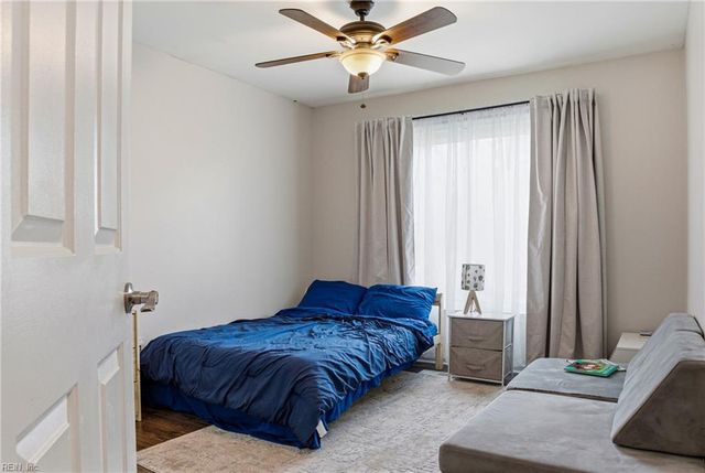 405 Dahoon CT, Chesapeake, VA 23320