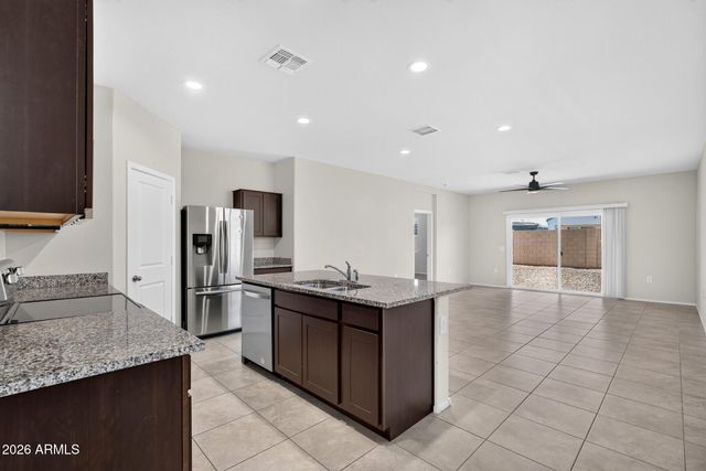5269 E GUMMITE Drive, San Tan Valley, AZ 85143