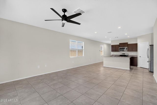 5269 E GUMMITE Drive, San Tan Valley, AZ 85143