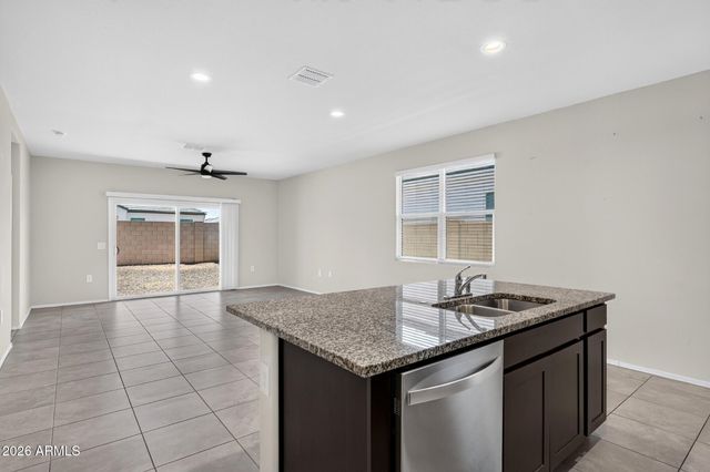 5269 E GUMMITE Drive, San Tan Valley, AZ 85143