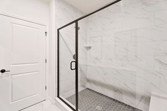 6220 Links Drive 01001, Woodridge, IL 60517