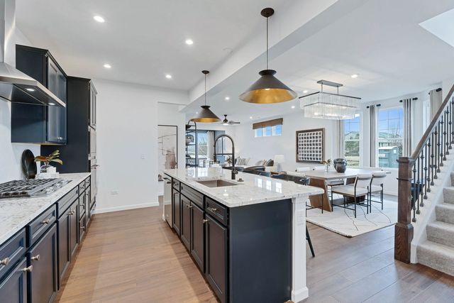 6220 Links Drive 01001, Woodridge, IL 60517