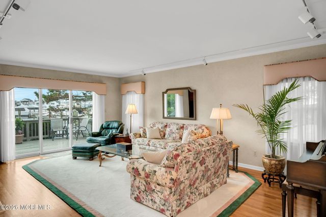 63 Bay Point Harbour 63, Point Pleasant, NJ 08742