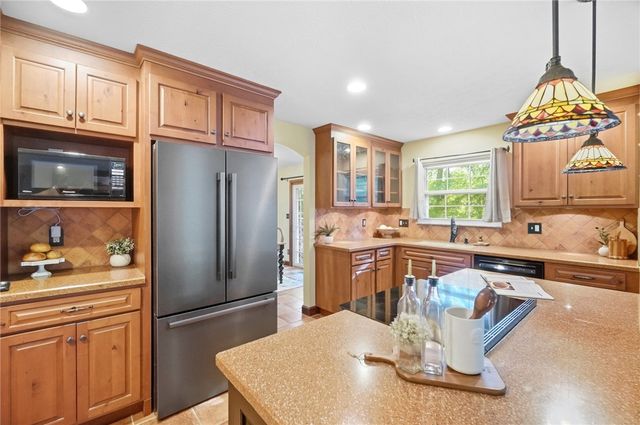 3888 Frostwood Drive, Beavercreek, OH 45430