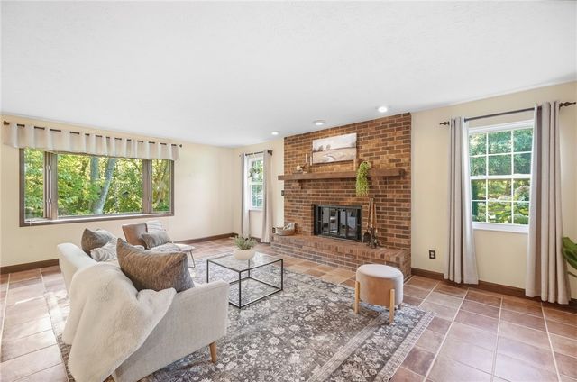 3888 Frostwood Drive, Beavercreek, OH 45430