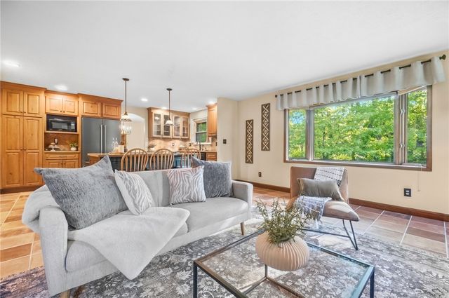 3888 Frostwood Drive, Beavercreek, OH 45430