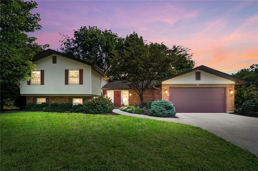 3888 Frostwood Drive, Beavercreek, OH 45430