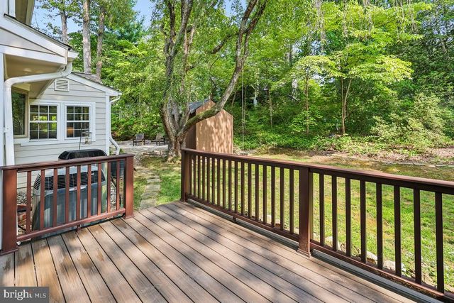 11 WINDWARD DR, Severna Park, MD 21146