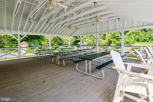 11 WINDWARD DR, Severna Park, MD 21146