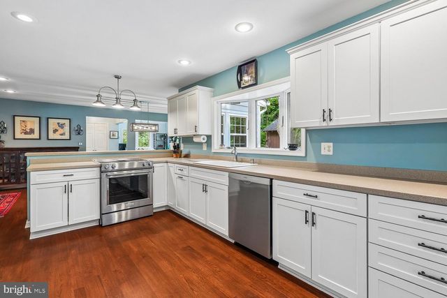 11 WINDWARD DR, Severna Park, MD 21146