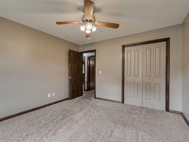 3205 N Shannon Avenue, Bethany, OK 73008