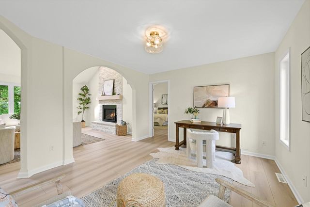 15635 Brojan DRIVE, Elm Grove, WI 53122