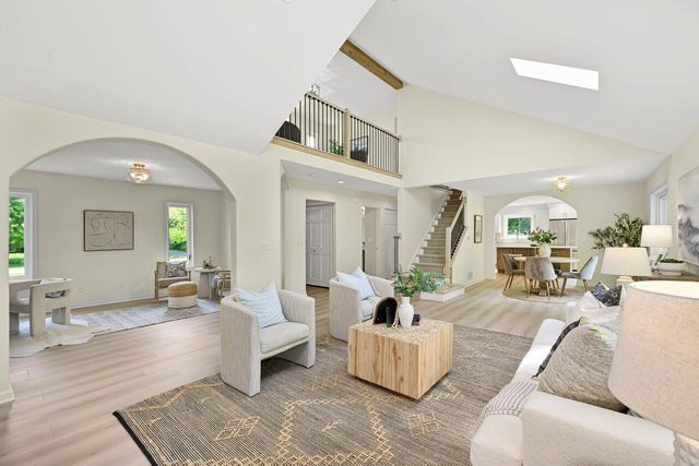 15635 Brojan DRIVE, Elm Grove, WI 53122