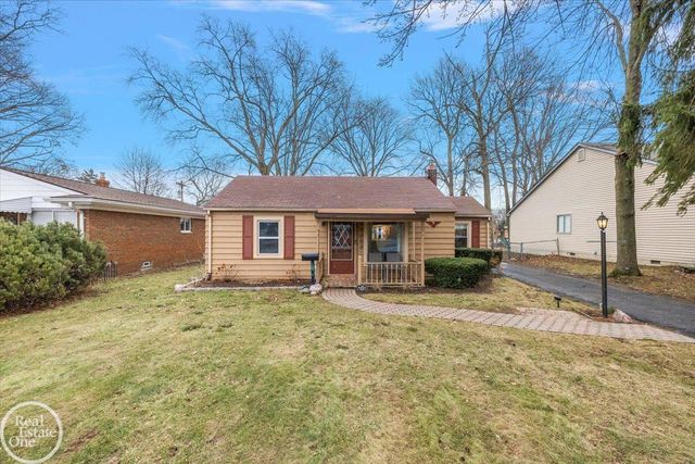 45252 Platt Street, Utica, MI 48317