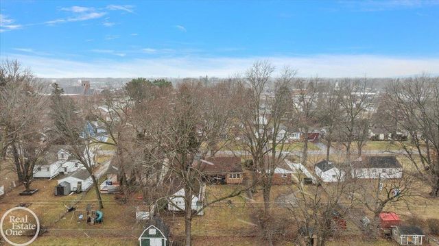 45252 Platt Street, Utica, MI 48317