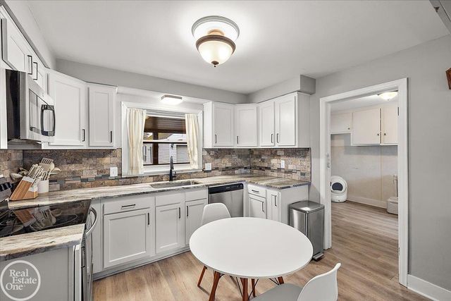 45252 Platt Street, Utica, MI 48317