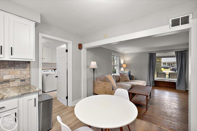 45252 Platt Street, Utica, MI 48317