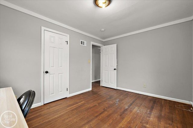 45252 Platt Street, Utica, MI 48317