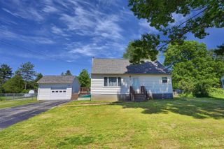 37 Sunset Drive, Colchester (colchester), VT 05446