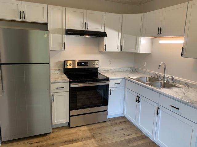 3920 W 13th Street, Davenport, IA 52804