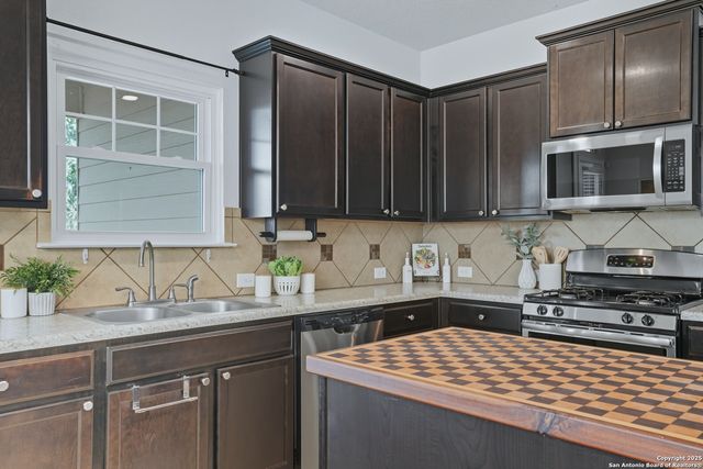 280 Quiet Elk, San Antonio, TX 78253