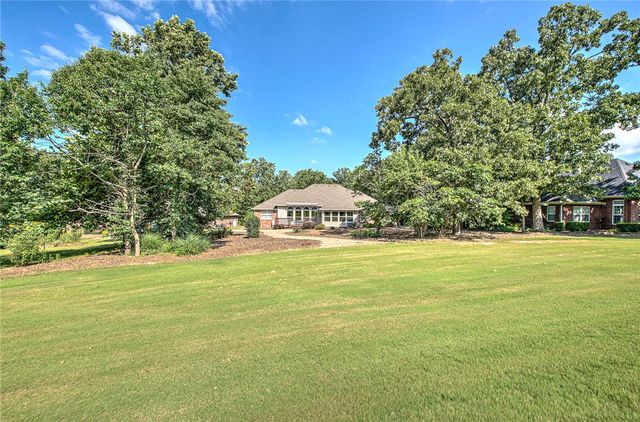3 Kirk Lane, Bella Vista, AR 72715