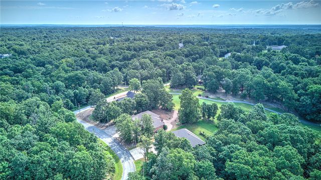 3 Kirk Lane, Bella Vista, AR 72715
