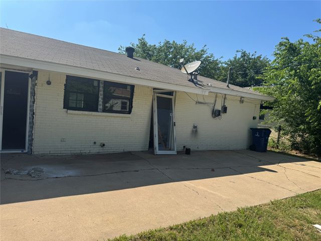 505 Russell Road, Everman, TX 76140