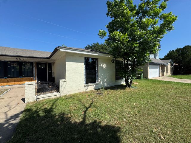 505 Russell Road, Everman, TX 76140