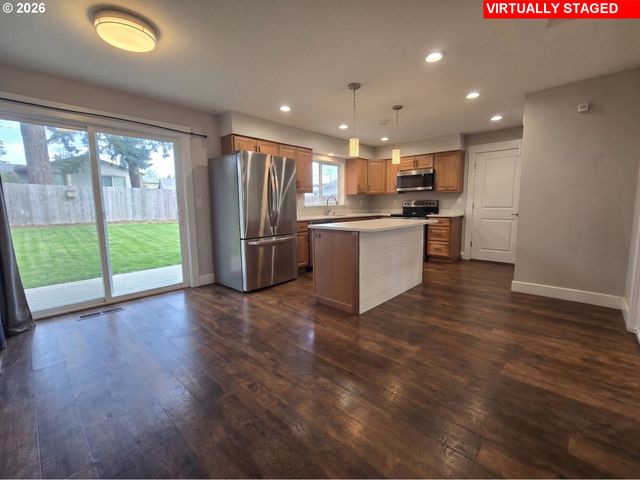 17821 Ne EVERETT Ct, Gresham, OR 97230