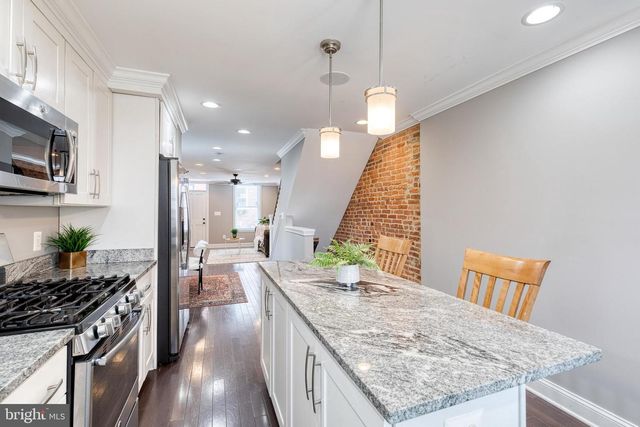 800 S CURLEY ST, Baltimore, MD 21224