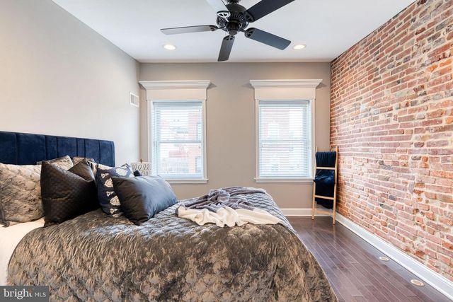 800 S CURLEY ST, Baltimore, MD 21224