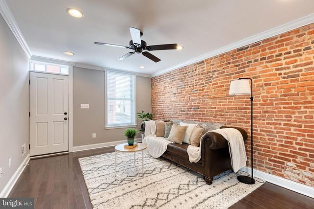 800 S CURLEY ST, Baltimore, MD 21224