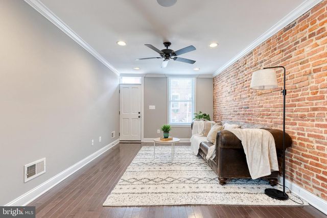 800 S CURLEY ST, Baltimore, MD 21224