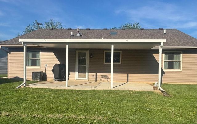 2865 Dawn Lane, Springfield, OH 45503