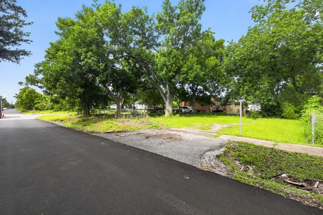5541 Crane Street, Houston, TX 77026