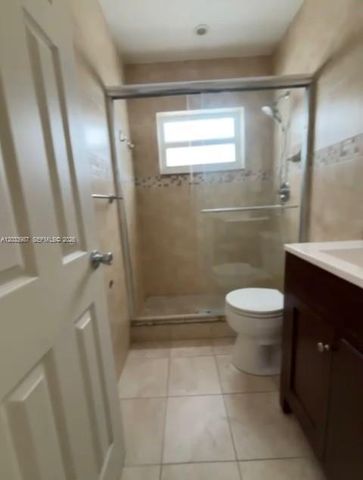 500 Layne Blvd 20, Hallandale Beach, FL 33009