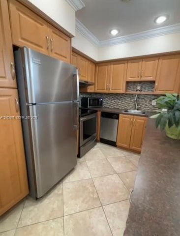 500 Layne Blvd 20, Hallandale Beach, FL 33009