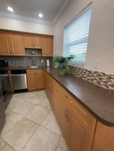 500 Layne Blvd 20, Hallandale Beach, FL 33009