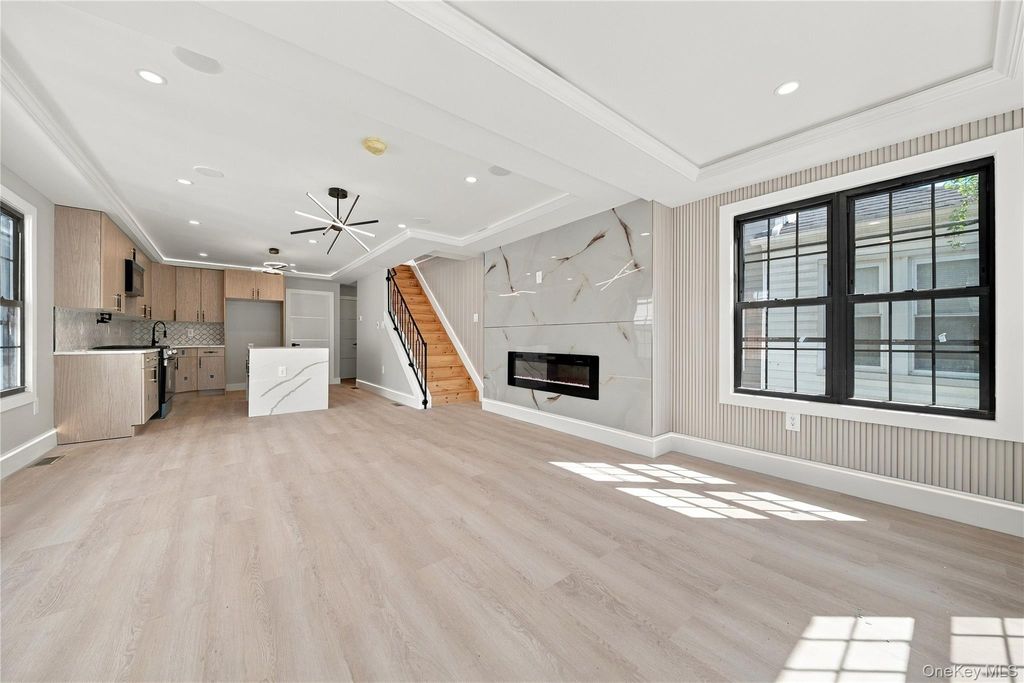 105-19 189th Street, Hollis, NY 11412 — photo 4