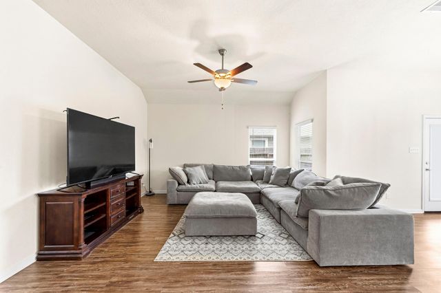 1030 Bending Trail Drive, Tomball, TX 77375