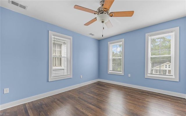 1338 Seaboard AVE, Chesapeake, VA 23324