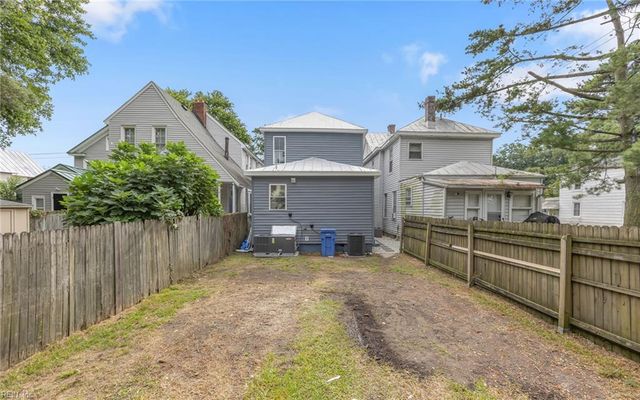 1338 Seaboard AVE, Chesapeake, VA 23324